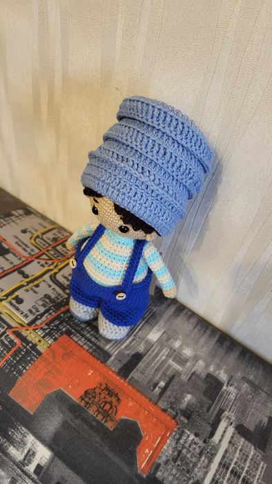 Вязанная куколка - мальчик