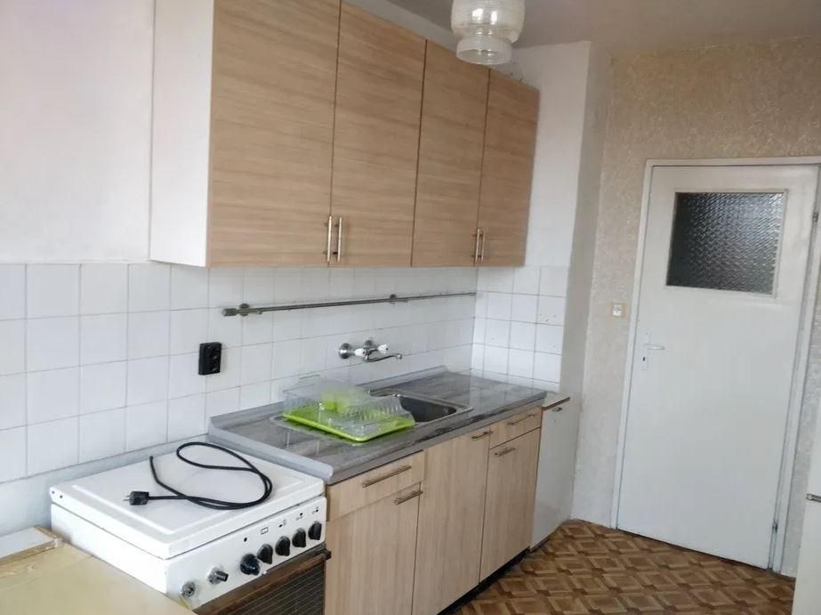 Дава се под наем Двустаен апартамент в Варна, Възраждане 1 - 55 кв.м за 250 € - Снимка #3