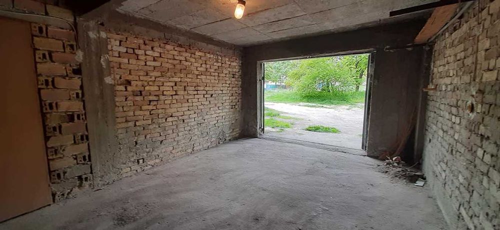 Дава се под наем Гараж / Паркомясто в Търговище, Център - 30 кв.м за 76.5 € - Снимка #4