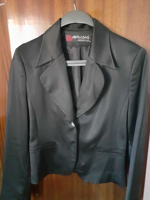 Страхотно дамско сако