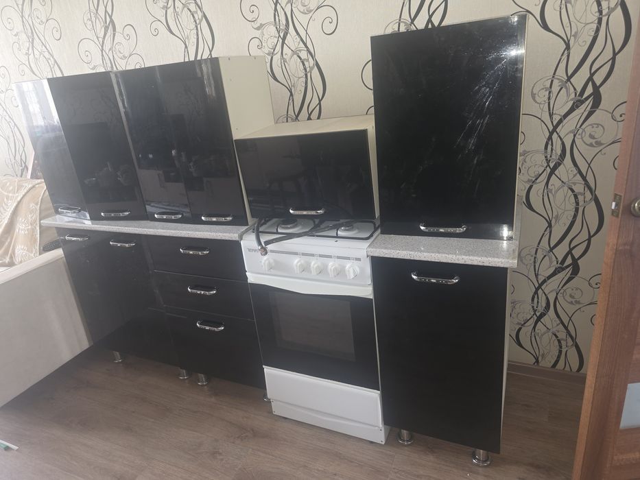 Кухня 2 метр газ плита тоже