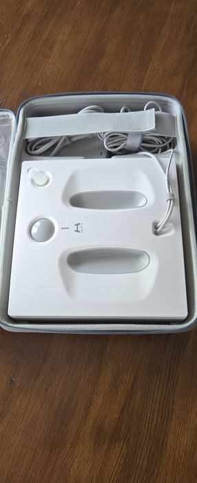 Робот за прозорци HUTT W66