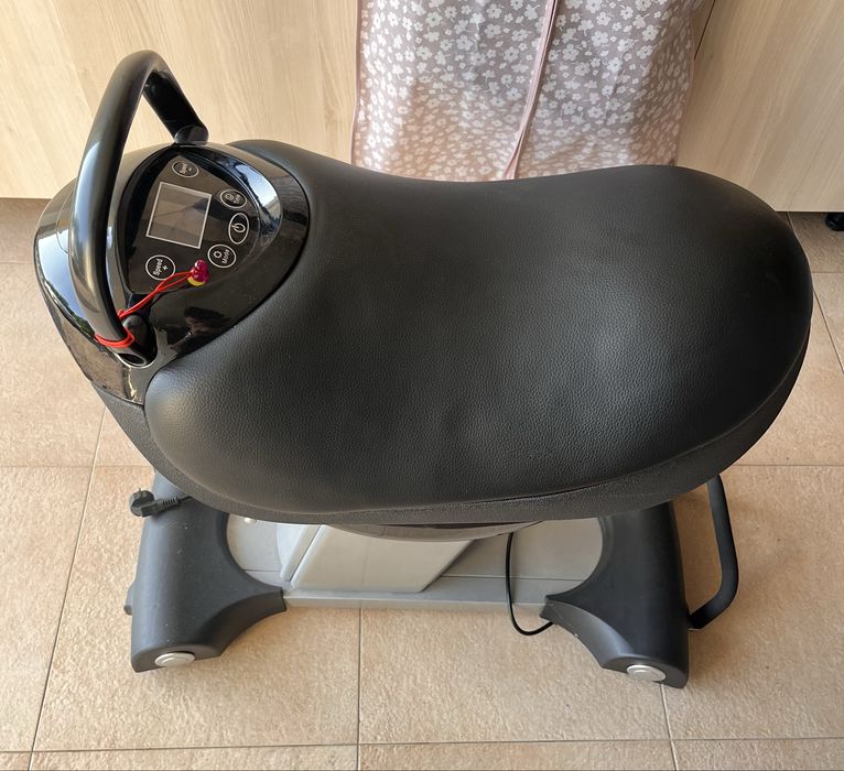 Aparat electric de călărit pentru interior