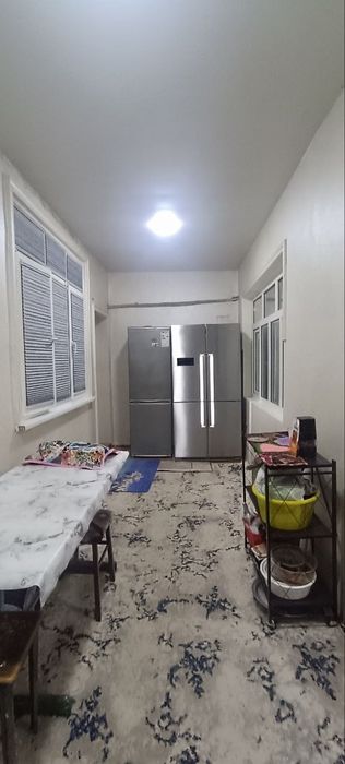 3/1/5 (1 этаж).. Сергели 4. Квартира 78 м². Метро - 700 м.