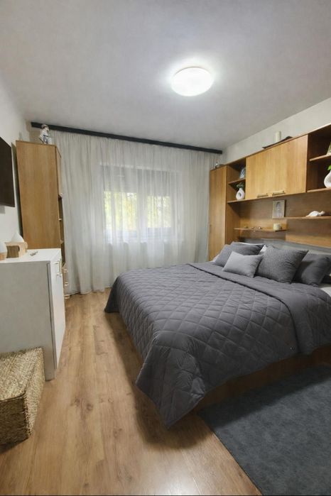 Apartament 3 camere decomandat