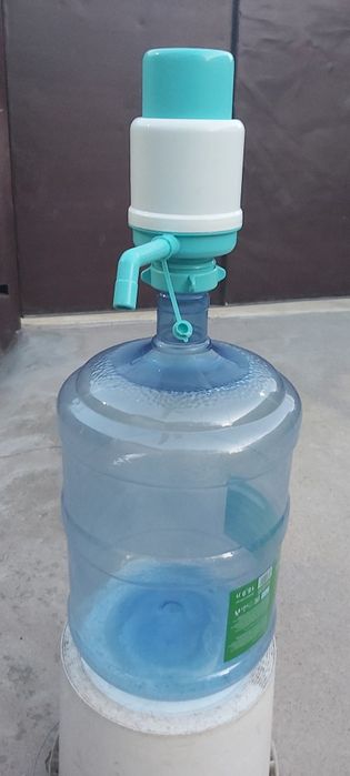 Диспансер для воды