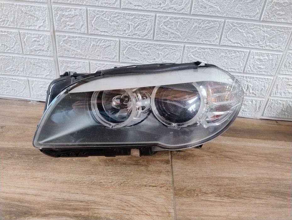 Оригинален Ляв фар Hella за BMW F10 F11