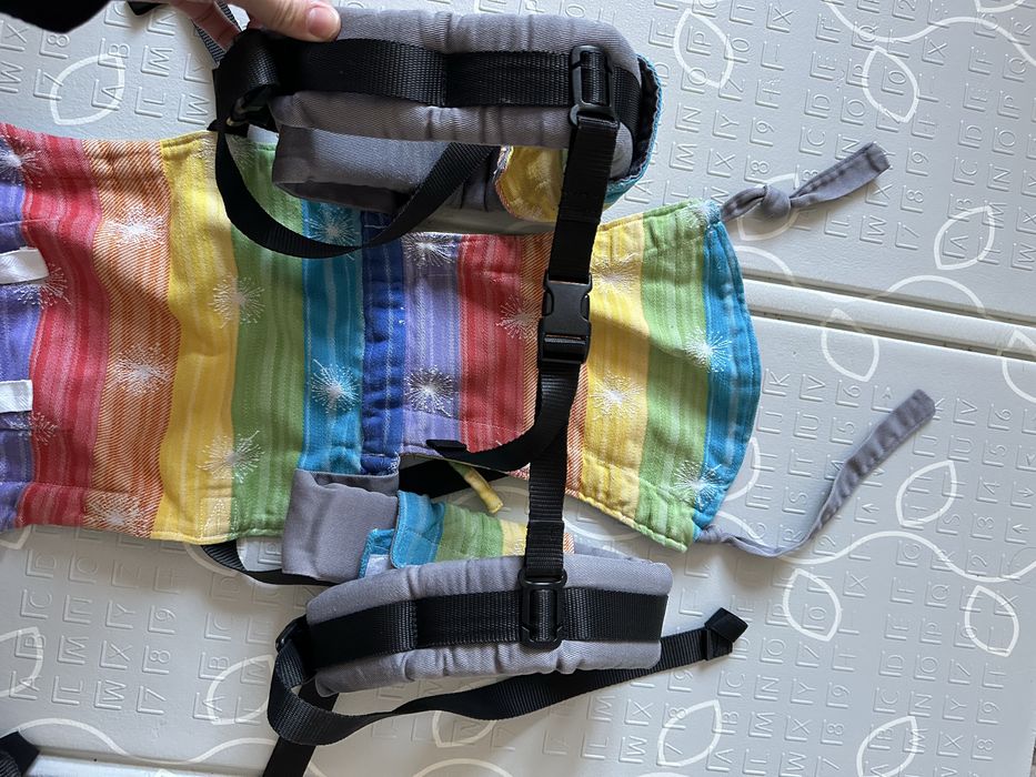 Marsupiu Radira Tiny Magic Curcubeu