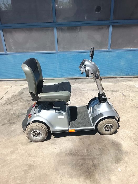Carucior scuter electric