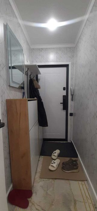 Продам 2 комнатную квартиру