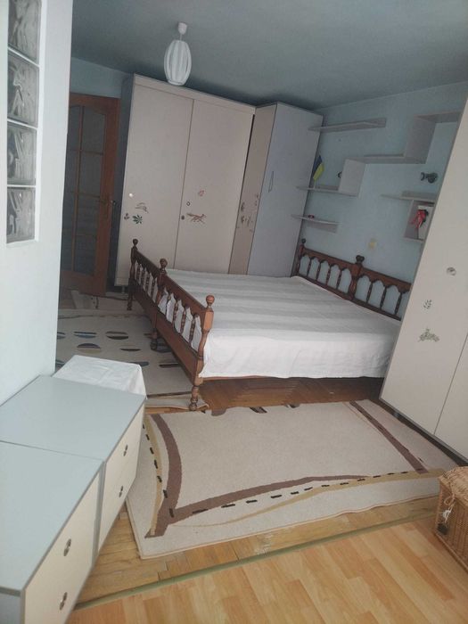 Un apartament cu liniște și lumină – de închiriat în Obcini, Suceava