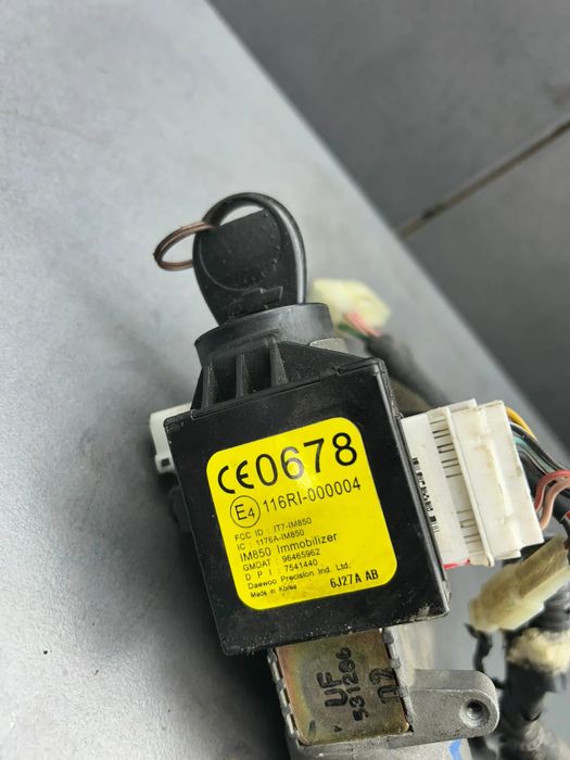 Contact cu cheie 116RI000004 Chevrolet Aveo 2006 1.4 MT (94 hp)
