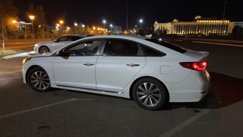 Hyundai sonata sport 2.4