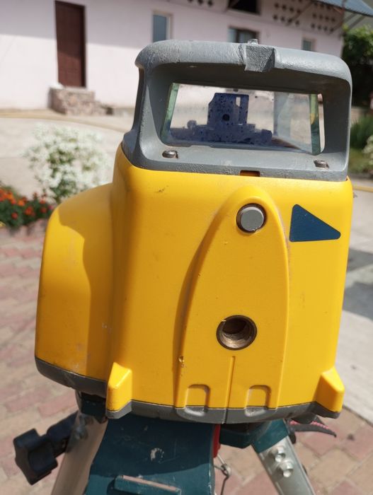 Nivela laser rotativa