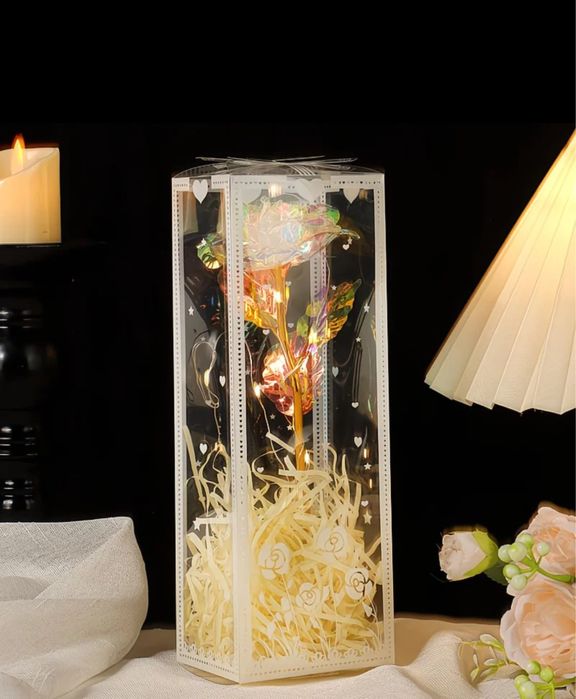 Роза в подарочной коробке