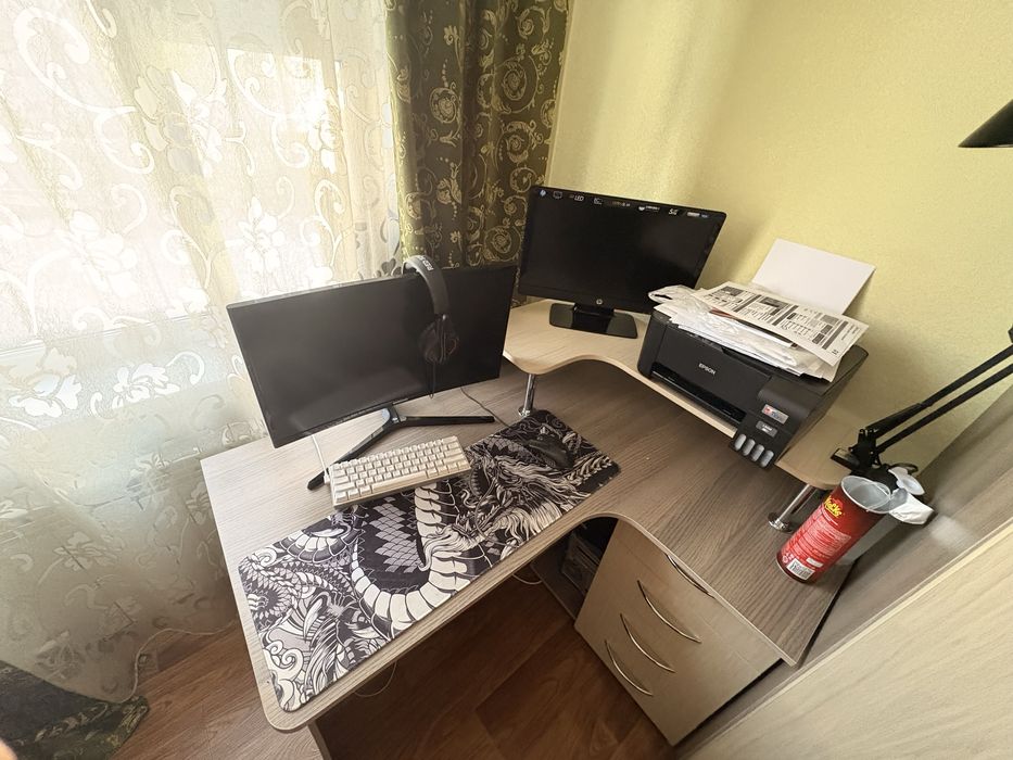 компьютерный стол