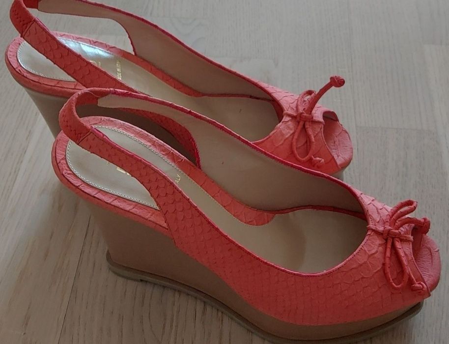 Босоножки Fendi, новые