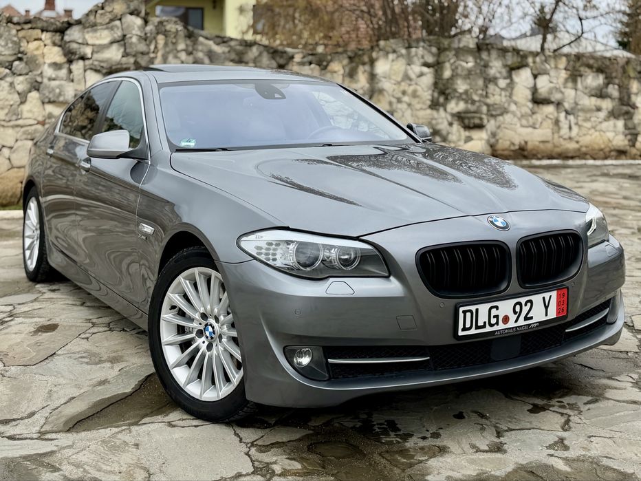 BMW 530d X-Drive 258CP  2012 -Luxury Line - ACC-Trapa -2 butoane FULL