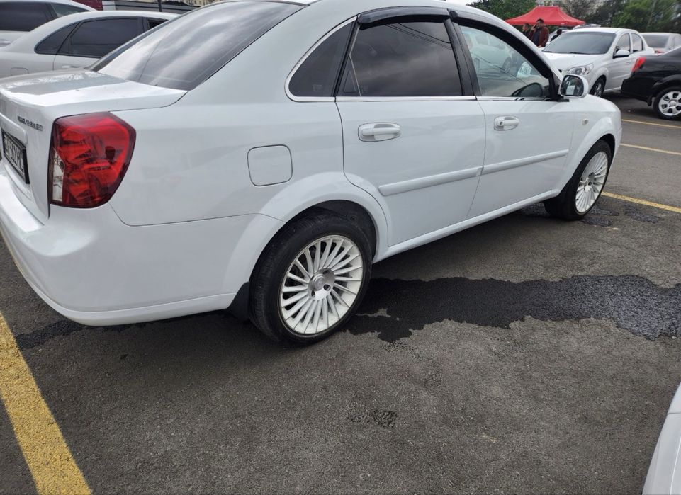 Лассетти 1.8л 2011 Аренда Выкуп