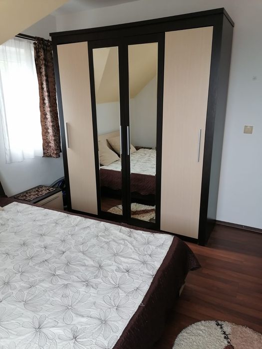 Închiriez  o cameră a unui apartament  în cart Europa