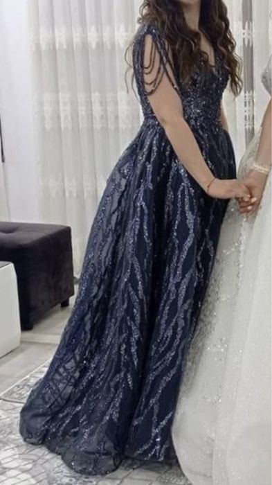 Официална рокля