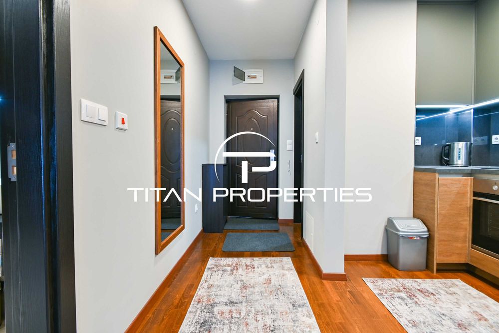 Дава се под наем Двустаен апартамент в София, Център - 60 кв.м за 765 € - Снимка #17