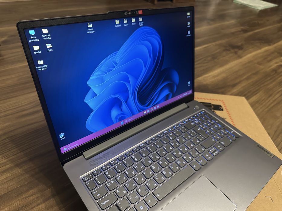 Лаптоп с ГАРАНЦИЯ Lenovo IdeaPad Slim 3, 1 TB памет модел 15iah8