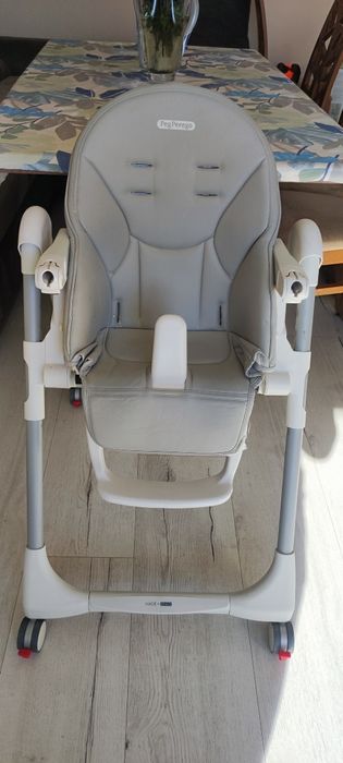 Стол за хранене Peg Perego