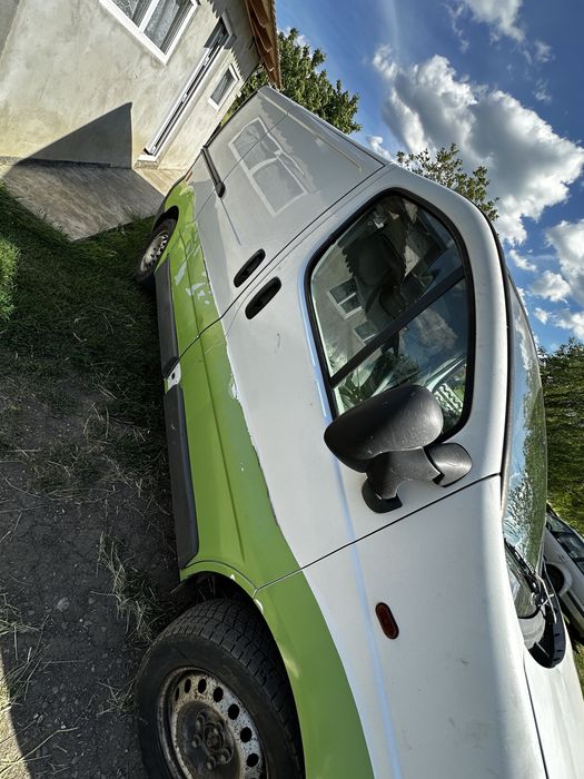 Vind Dubita Opel Vivaro
