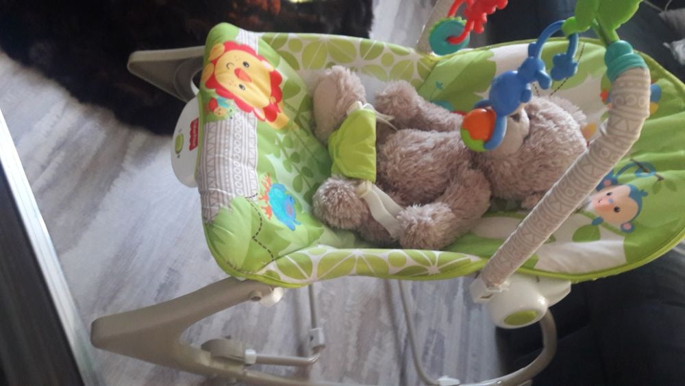 Шезлонг Fisher price
