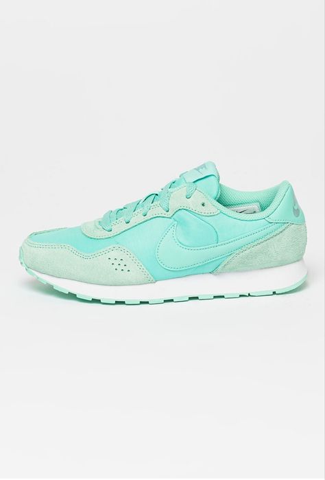 Маратонки Nike, 35. 5 номер