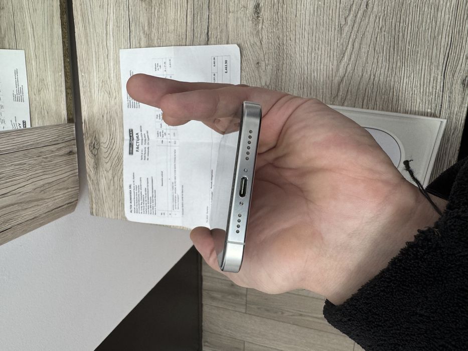 Vand iphone 16 pro max 512 GB White