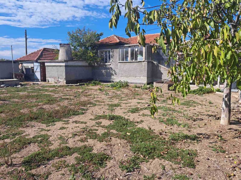 Продава се Къща в Пловдив, Център - 77 кв.м за 754 €/кв.м - Снимка #1