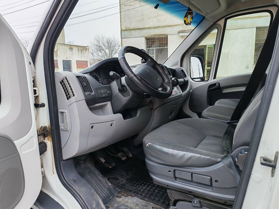 Citroën Jumper 2.2 HDi • 120 CP • 6 trepte • Prelată • 246.000 km