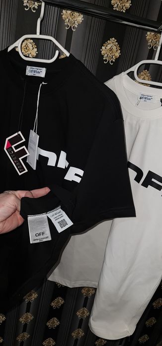 Tricou Off white / Givenchy