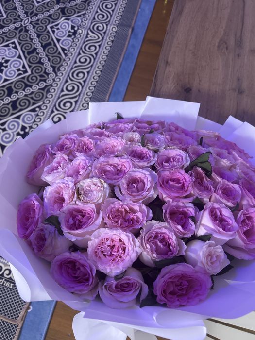 Гүл сатылады 51 шт 80см срочно