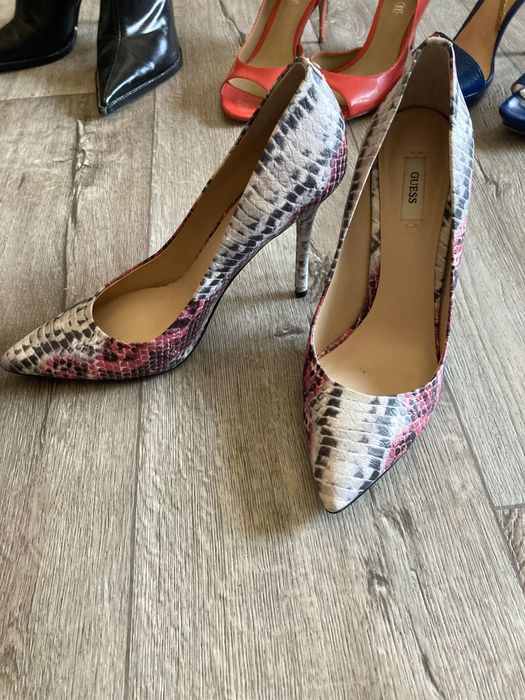 Оригинални 100% Обувки Guess , Aldo ,Saint Laurent,Furla,Liu jo,Zara