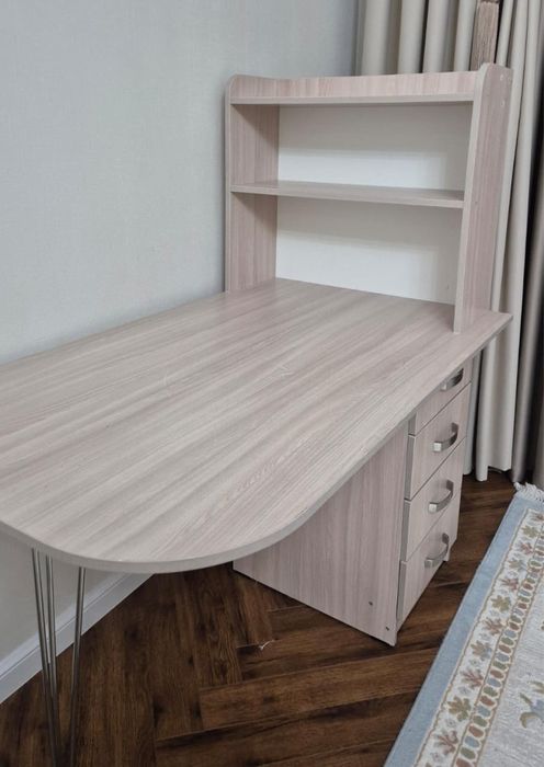 Офисный стол/парта