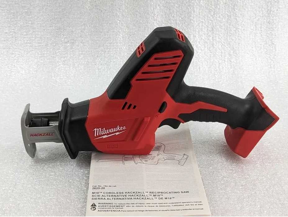 Fierastrau Milwaukee C18 HZ-0