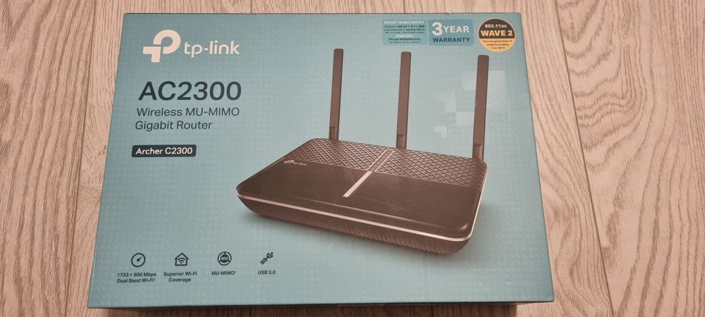 Router tp-link AC2300 si 2 repeatere