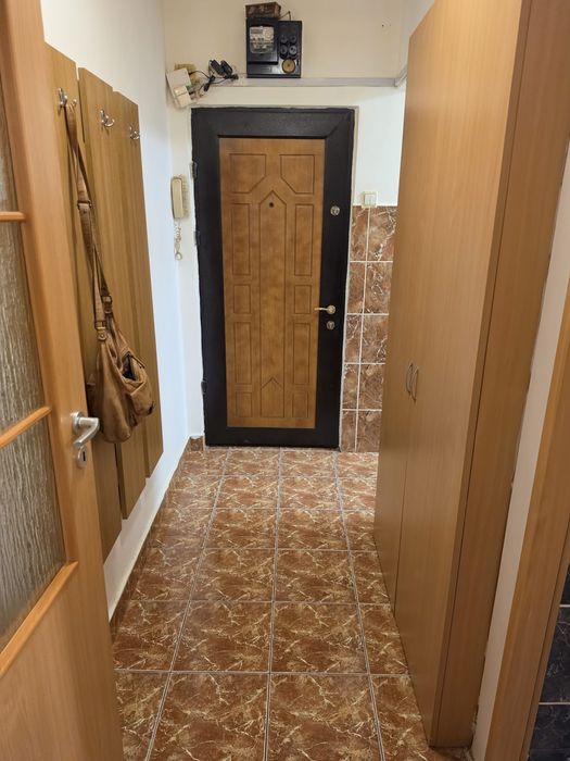 Apartament 2 camere de închiriat