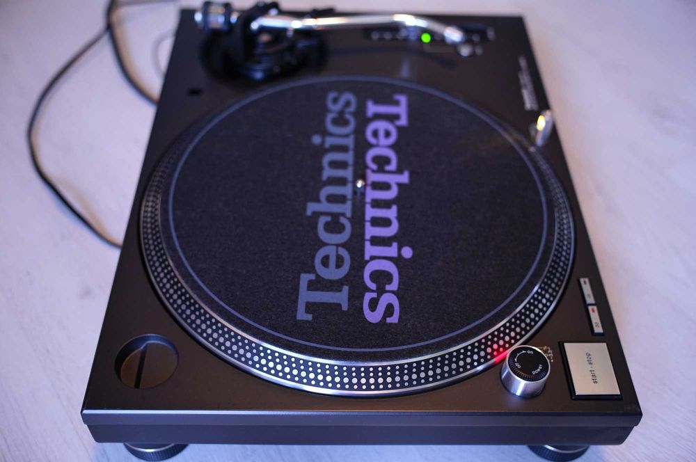 Technics SL 1200 MK5 pick-up made in Japan 1210 Cluj-Napoca • OLX.ro