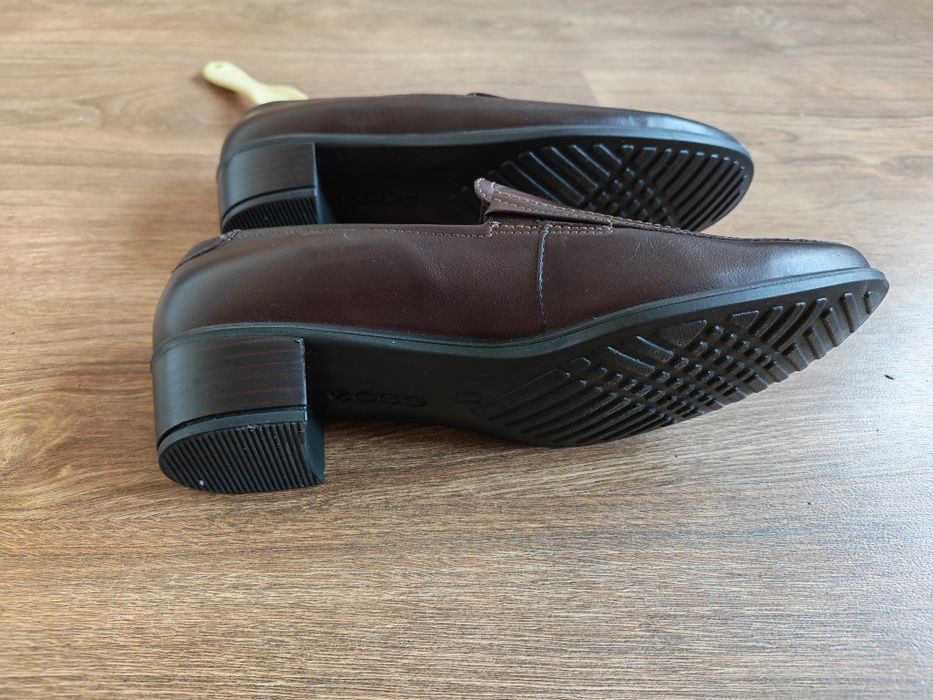 Обувки - естествен кожа - Ecco