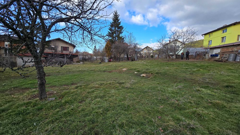 Продава се Парцел в с. Кладница, Област Перник - 914 кв.м за 150 €/кв.м - Снимка #4