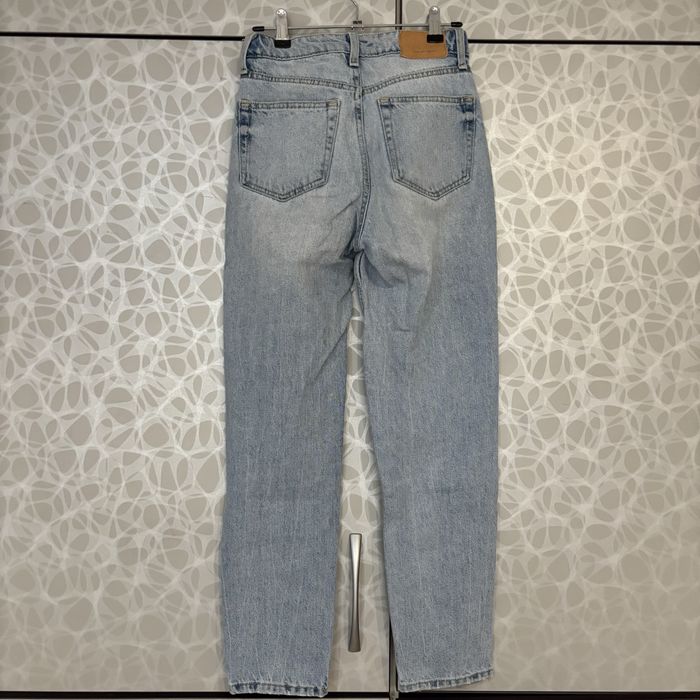 Светлосини дънки