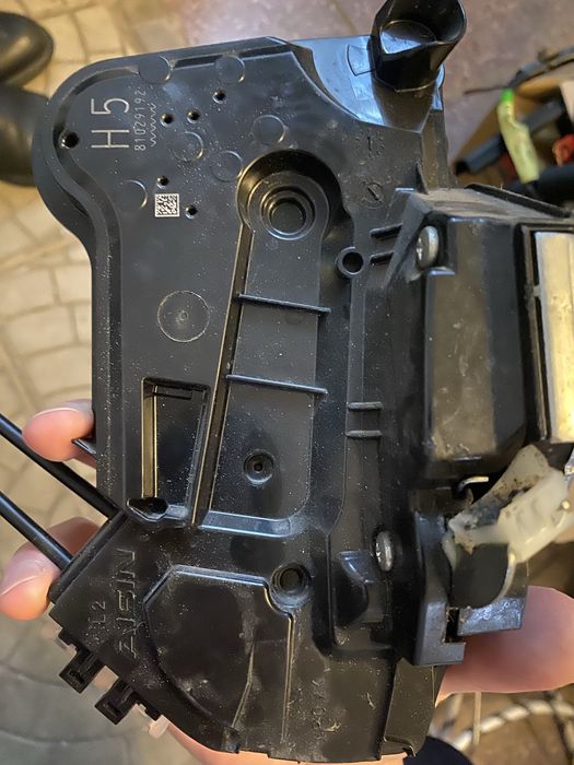 Тойота Камри 70/75