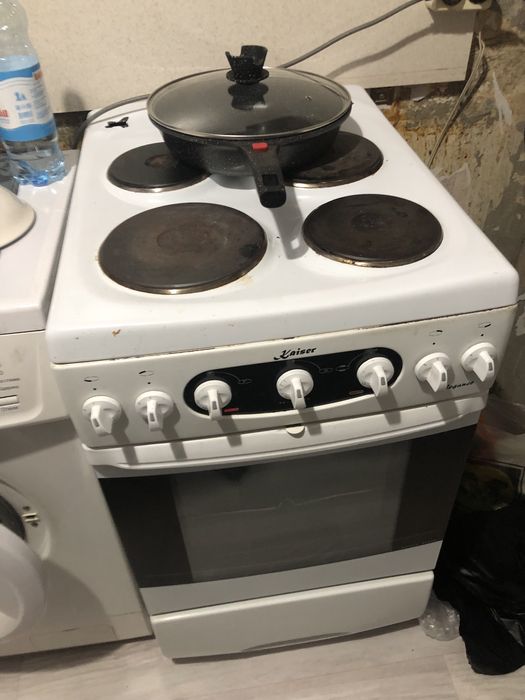 Продам электроплиту