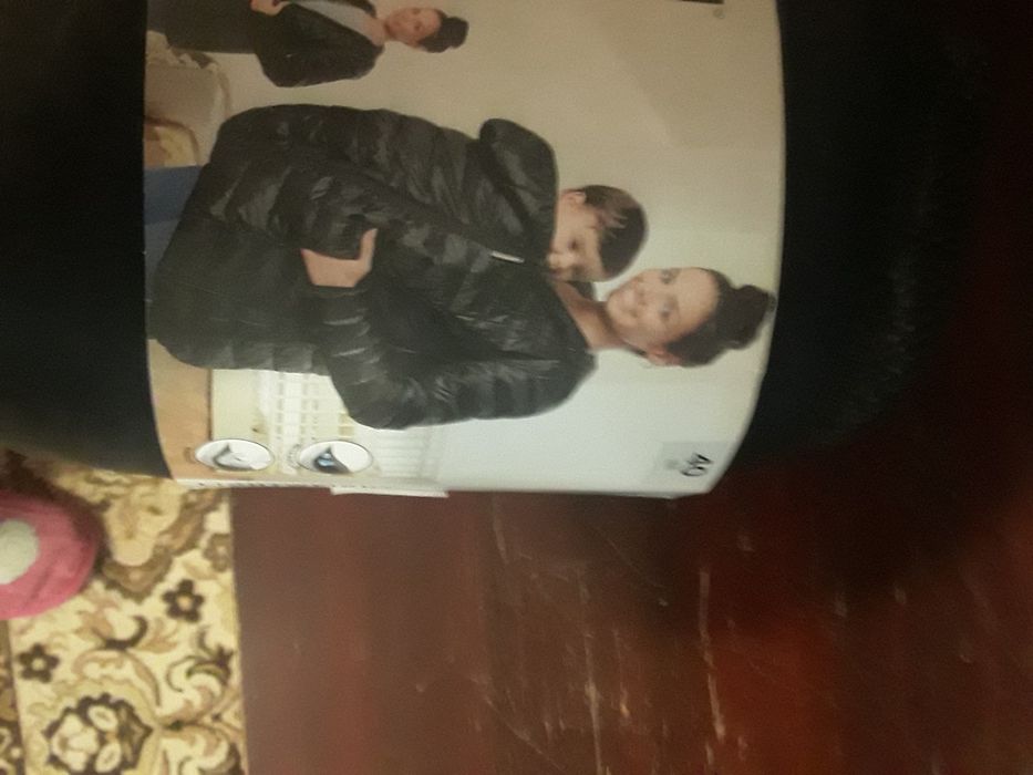 Продава се Дамско яке ново 2в1 за малко бебе