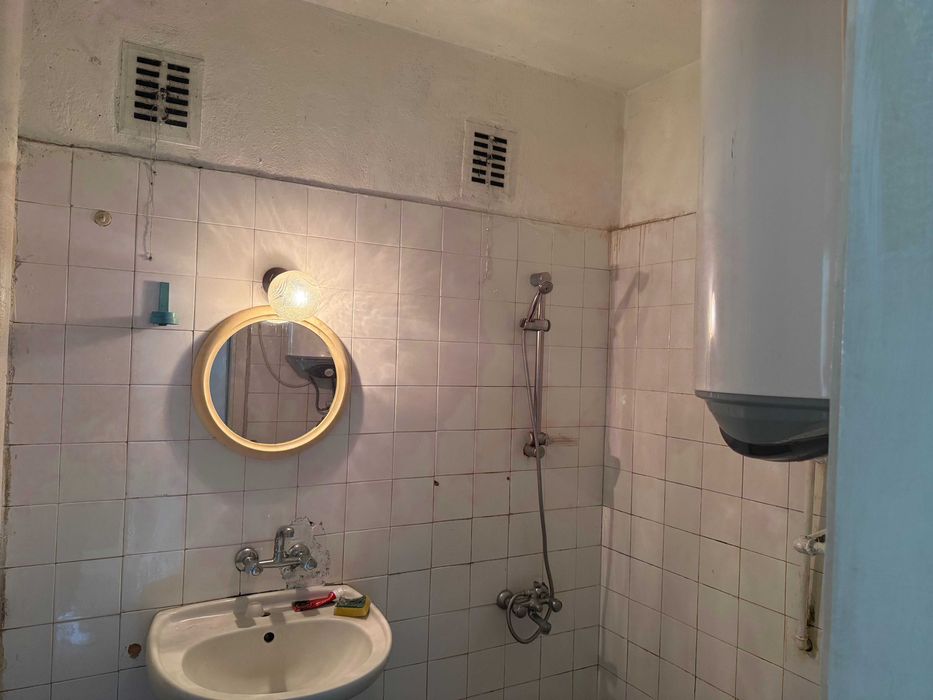 Дава се под наем Тристаен апартамент в София, Лозенец - 80 кв.м за 450 € - Снимка #4