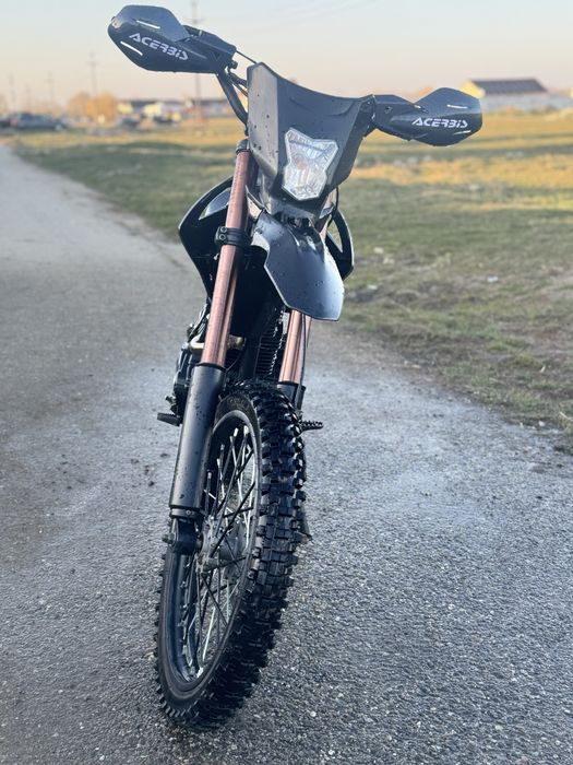 Vand motocross kxd 150  cu garantie